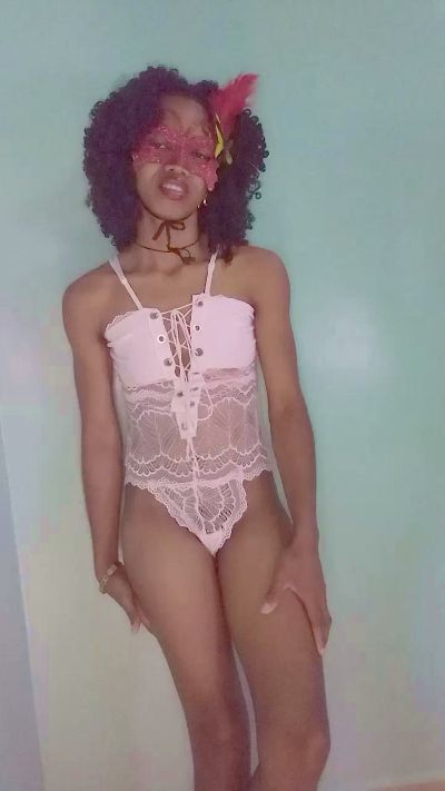 EmillieG live cam on Cam4