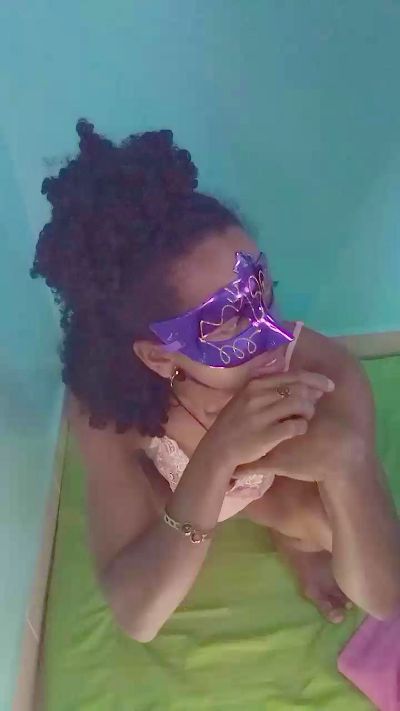 EmillieG live cam on Cam4