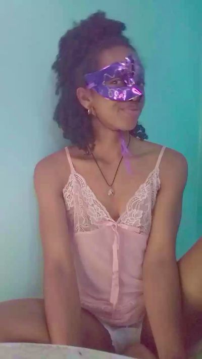 EmillieG live cam on Cam4