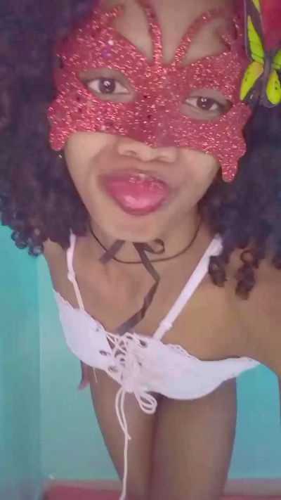 EmillieG live cam on Cam4