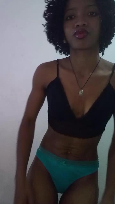 EmillieG live cam on Cam4