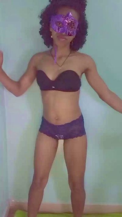 EmillieG live cam on Cam4