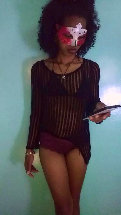 EmillieG live cam on Cam4