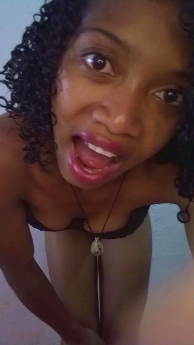 EmillieG live cam on Cam4