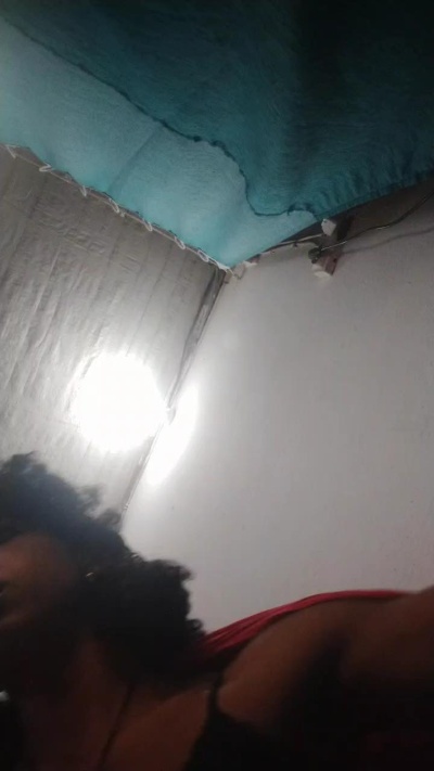 EmillieG live cam on Cam4