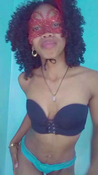 EmillieG live cam on Cam4