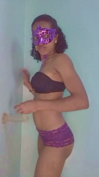EmillieG live cam on Cam4