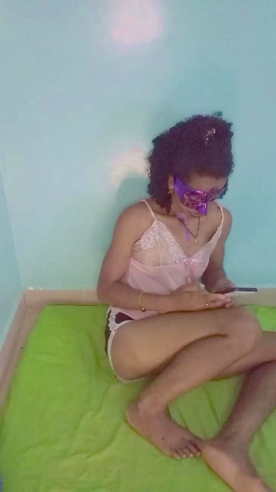 EmillieG live cam on Cam4