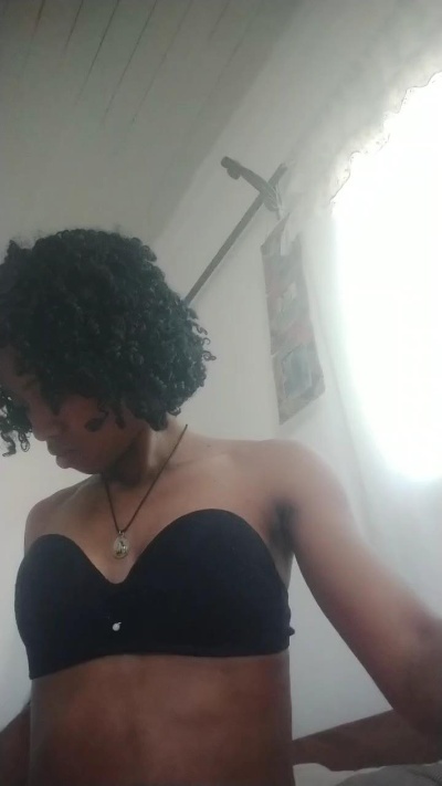 EmillieG live cam on Cam4