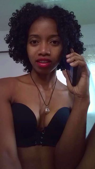 EmillieG live cam on Cam4