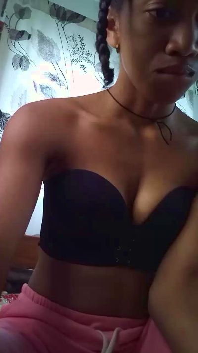 EmillieG live cam on Cam4