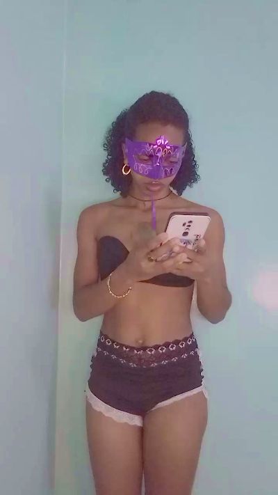 EmillieG live cam on Cam4