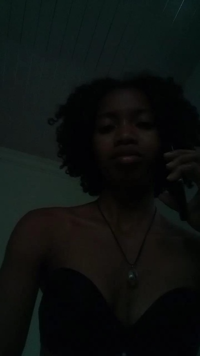 EmillieG live cam on Cam4
