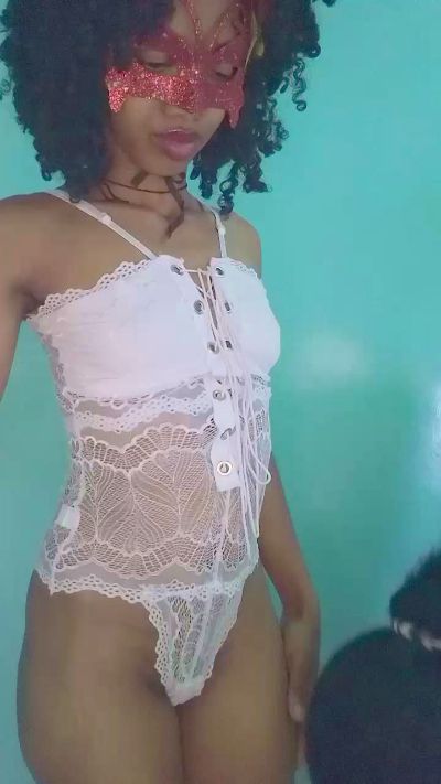 EmillieG live cam on Cam4