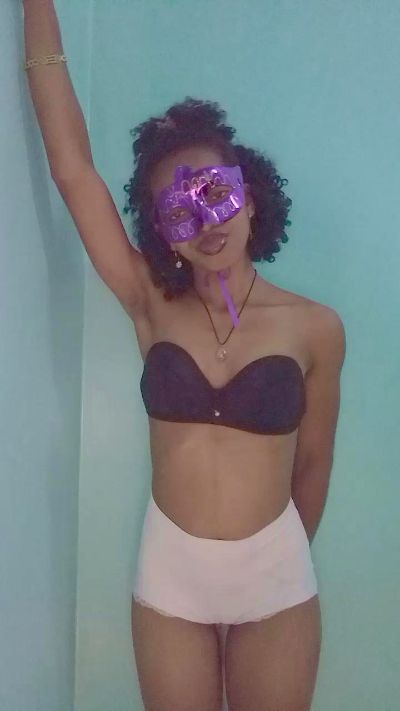 EmillieG live cam on Cam4