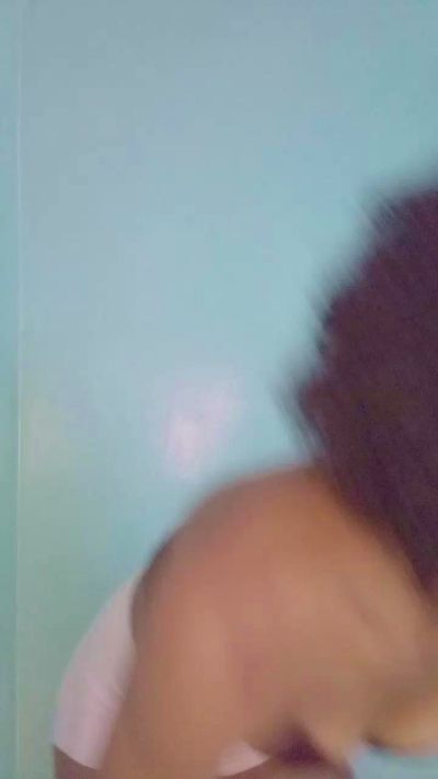 EmillieG live cam on Cam4