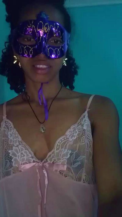 EmillieG live cam on Cam4