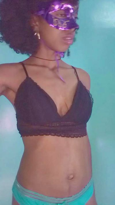 EmillieG live cam on Cam4