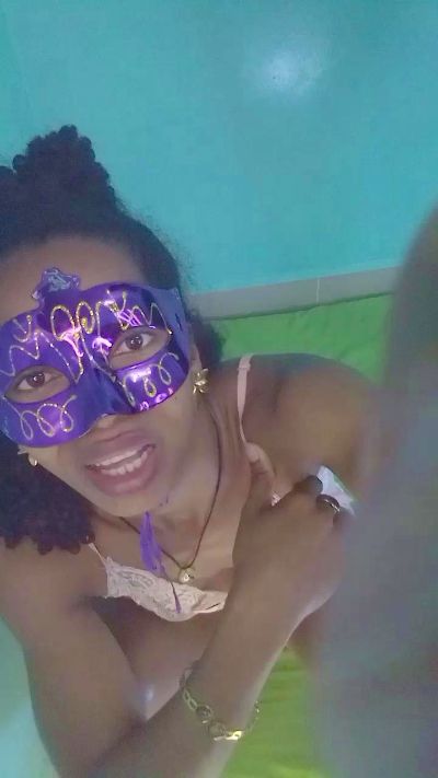 EmillieG live cam on Cam4