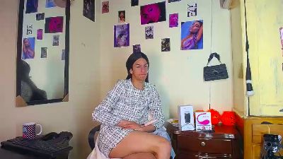 EmilyBrooksSS live cam on Cam4