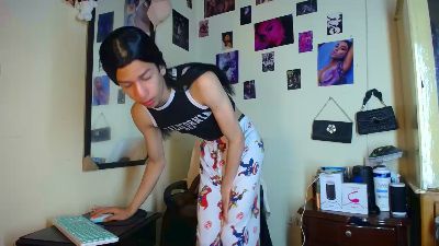 EmilyBrooksSS live cam on Cam4
