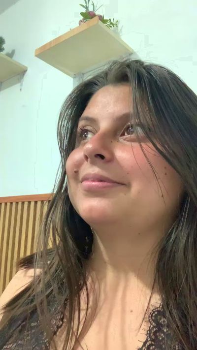 EmilyFields_ webcam