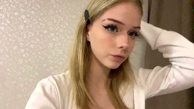 EmilyMint live cam on Cam4