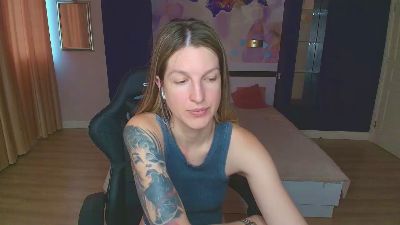 EmilyWalkeri live cam on Cam4