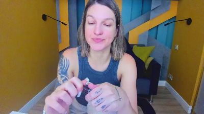 EmilyWalkeri live cam on Cam4