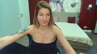 EmilyWalkeri live cam on Cam4