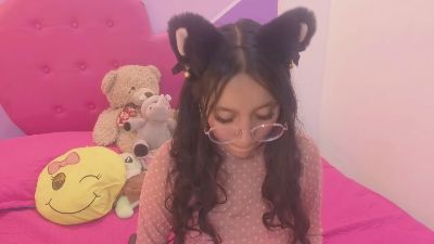 Emily_Blush live cam on Cam4