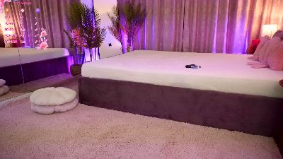 Emily_Hudsson live cam on Cam4