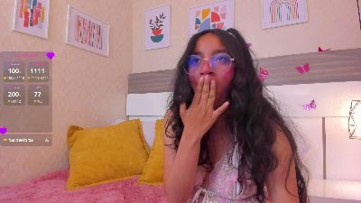 Emilyblussh live cam on Cam4