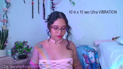 Emilymeow99 live cam on Cam4