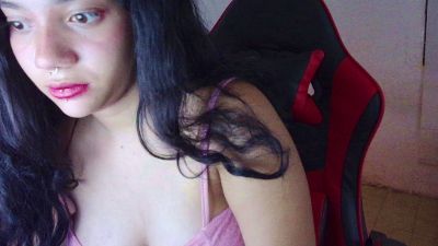 Emma969 live cam on Cam4