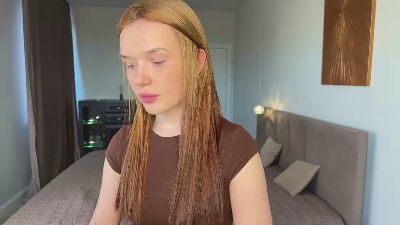 EmmaAnal live cam on Cam4
