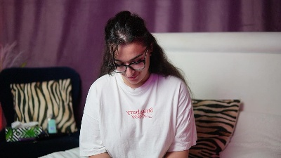 EmmaDallas live cam on Cam4