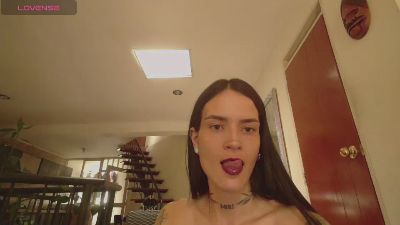 EmmaHerby live cam on Cam4