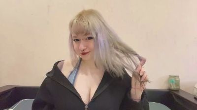 EmmaKoven live cam on Cam4