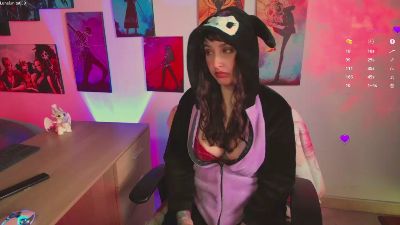 Emma_Luna059 live cam on Cam4