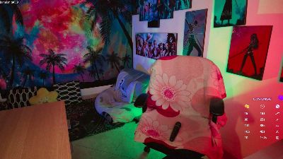 Emma_Luna059 live cam on Cam4