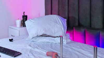 Emma_Rossiii live cam on Cam4