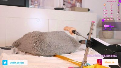 Emma_babe live cam on Cam4