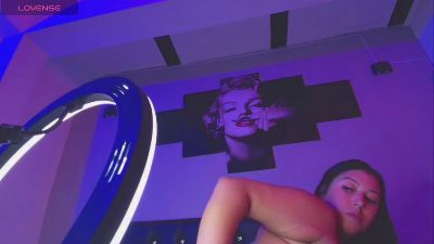 Emmabekerr live cam on Cam4