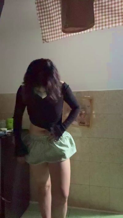 Emmeow_lewd live cam on Cam4