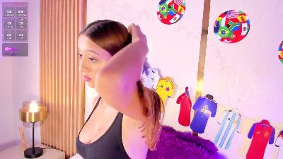 EmmiHops live cam on Cam4