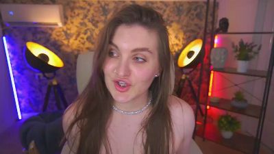 EmmyCharm live cam on Cam4