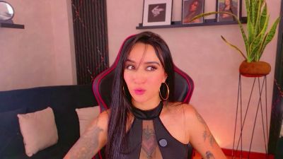 EmmyEvans live cam on Cam4