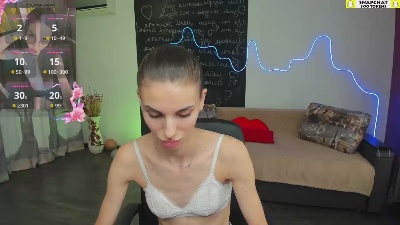 EmmyGreans live cam on Cam4