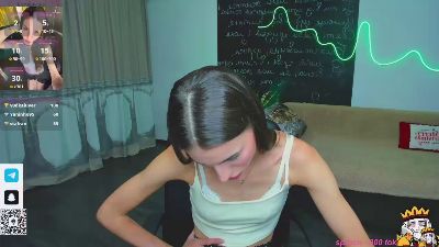 EmmyGreans live cam on Cam4